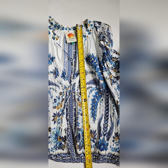 FARM Rio Blue and White Floral Womens Ana Tapestry Ruffle Blouse Size L - Picture 14 of 16